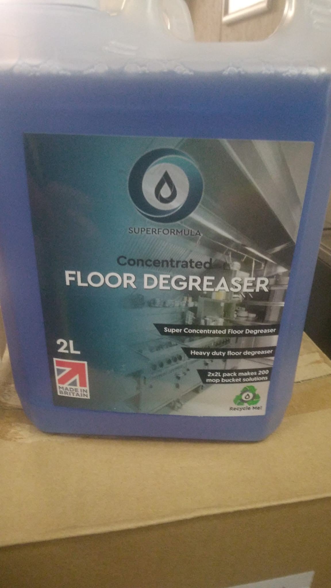 Irvines - Concentrated Floor Degreaser - 2L - Life Cleaning & Hygiene Supplies - 68021T