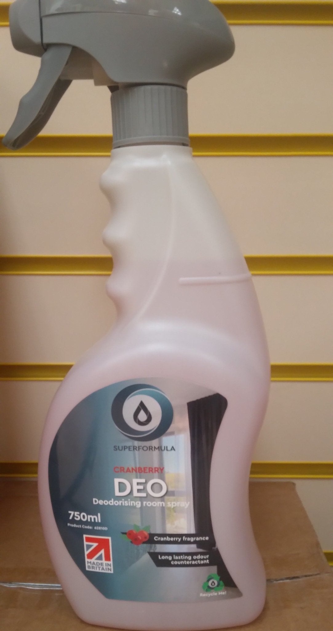 Anglian Chemicals - Cranberry Air Freshener 750ml - Life Cleaning & Hygiene Supplies - 62810D